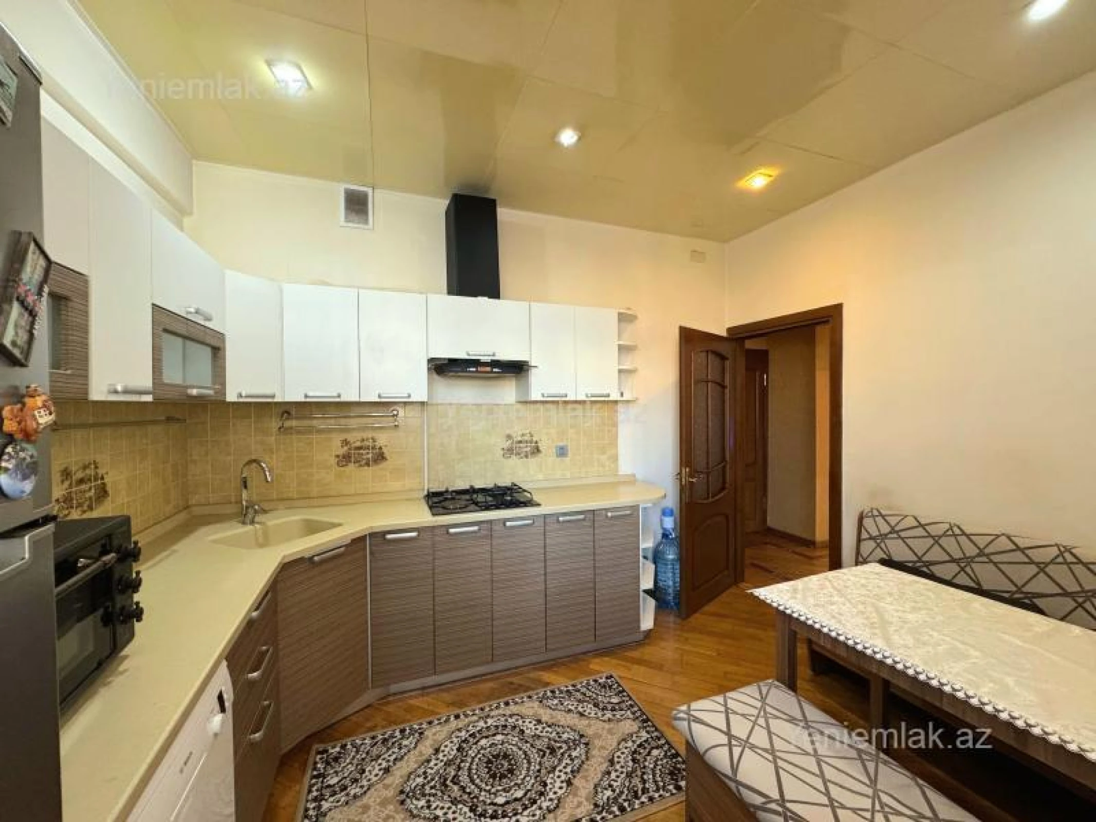 Satılır 3 otaqlı yeni tikili 115 m²