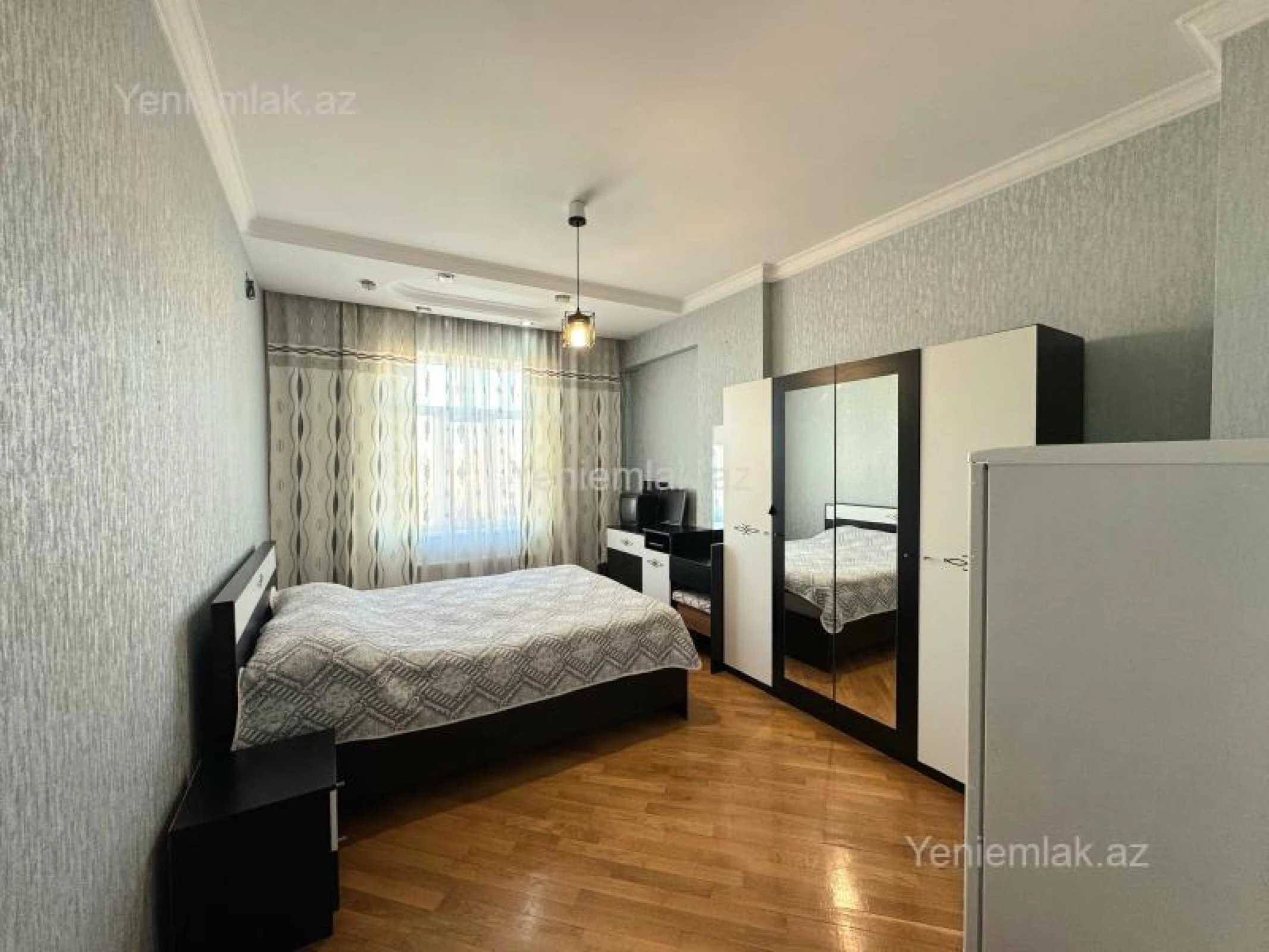 Satılır 3 otaqlı yeni tikili 115 m²
