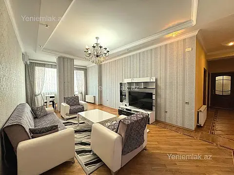 Satılır 3 otaqlı yeni tikili 115 m²