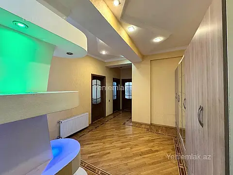 Satılır 3 otaqlı yeni tikili 115 m²