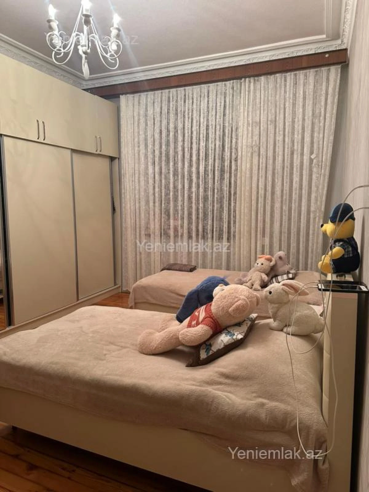 Satılır 3 otaqlı köhnə tikili 100 m²