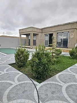 Satılır 5 otaqlı həyət evi 250 m²