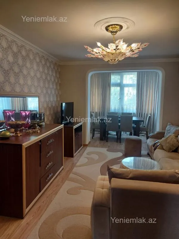 Satılır 3 otaqlı köhnə tikili 65 m²