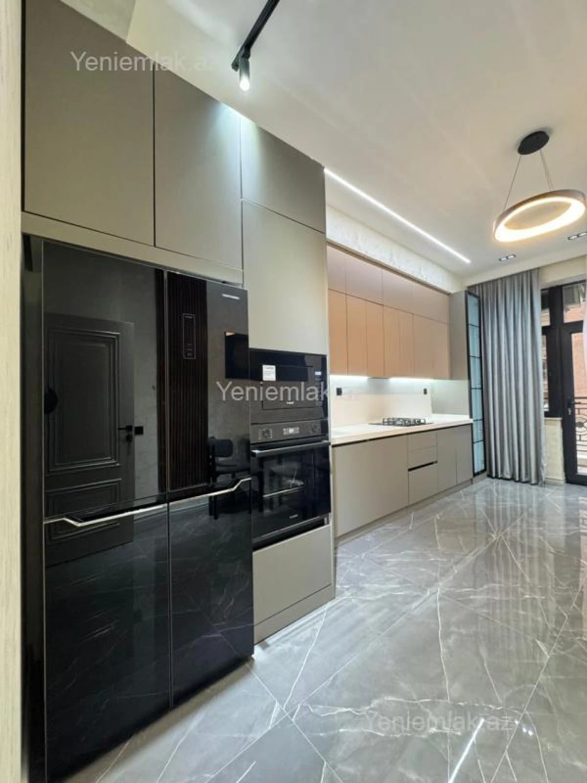 Satılır 2 otaqlı yeni tikili 96 m²