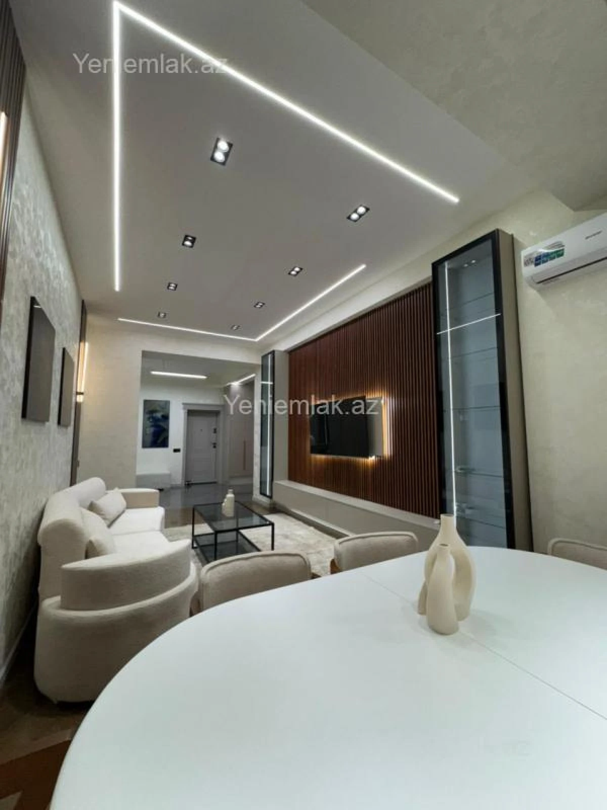 Satılır 2 otaqlı yeni tikili 96 m²