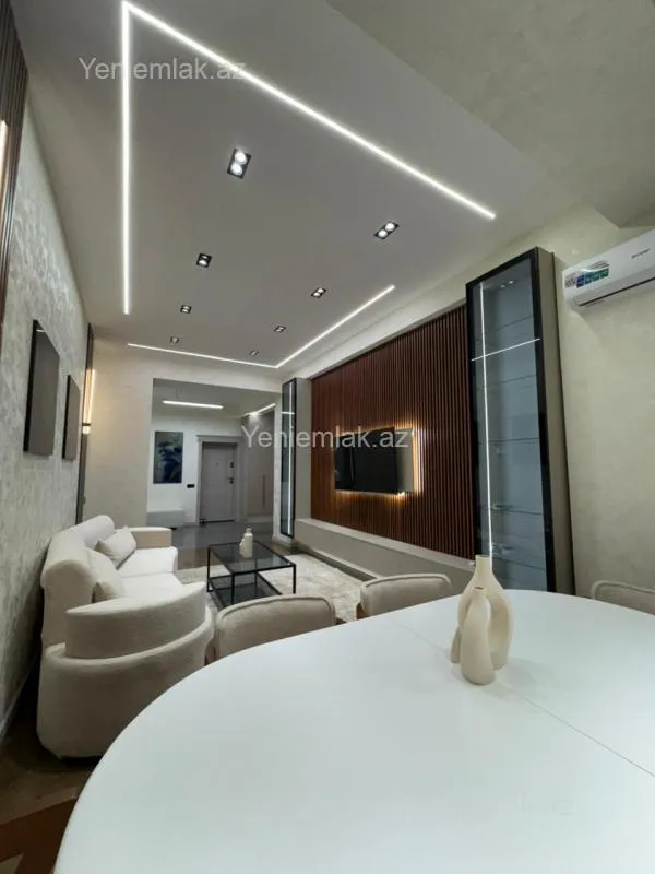 Satılır 2 otaqlı yeni tikili 96 m²