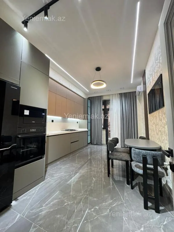 Satılır 2 otaqlı yeni tikili 96 m²