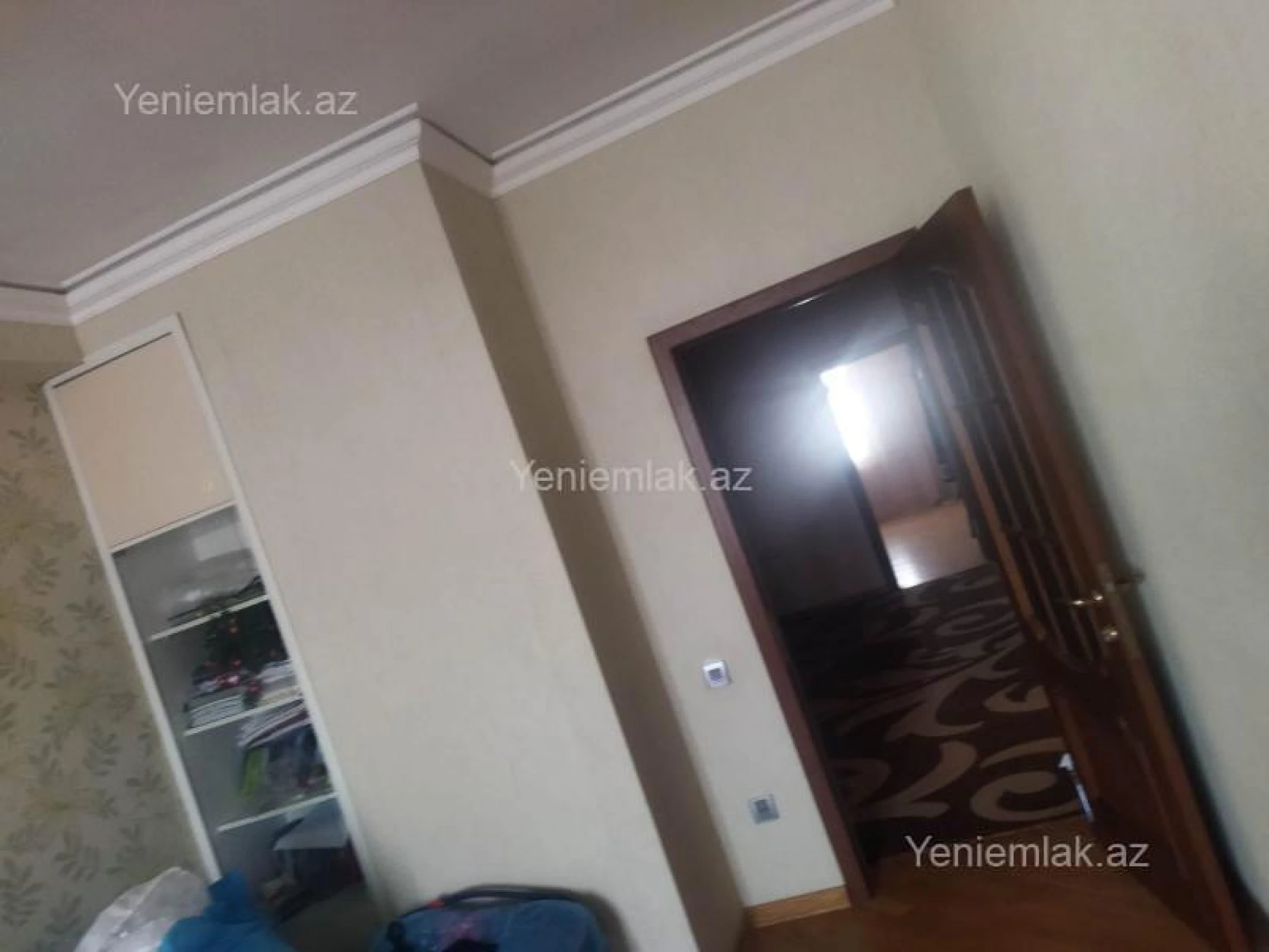 Satılır 3 otaqlı yeni tikili 130 m²