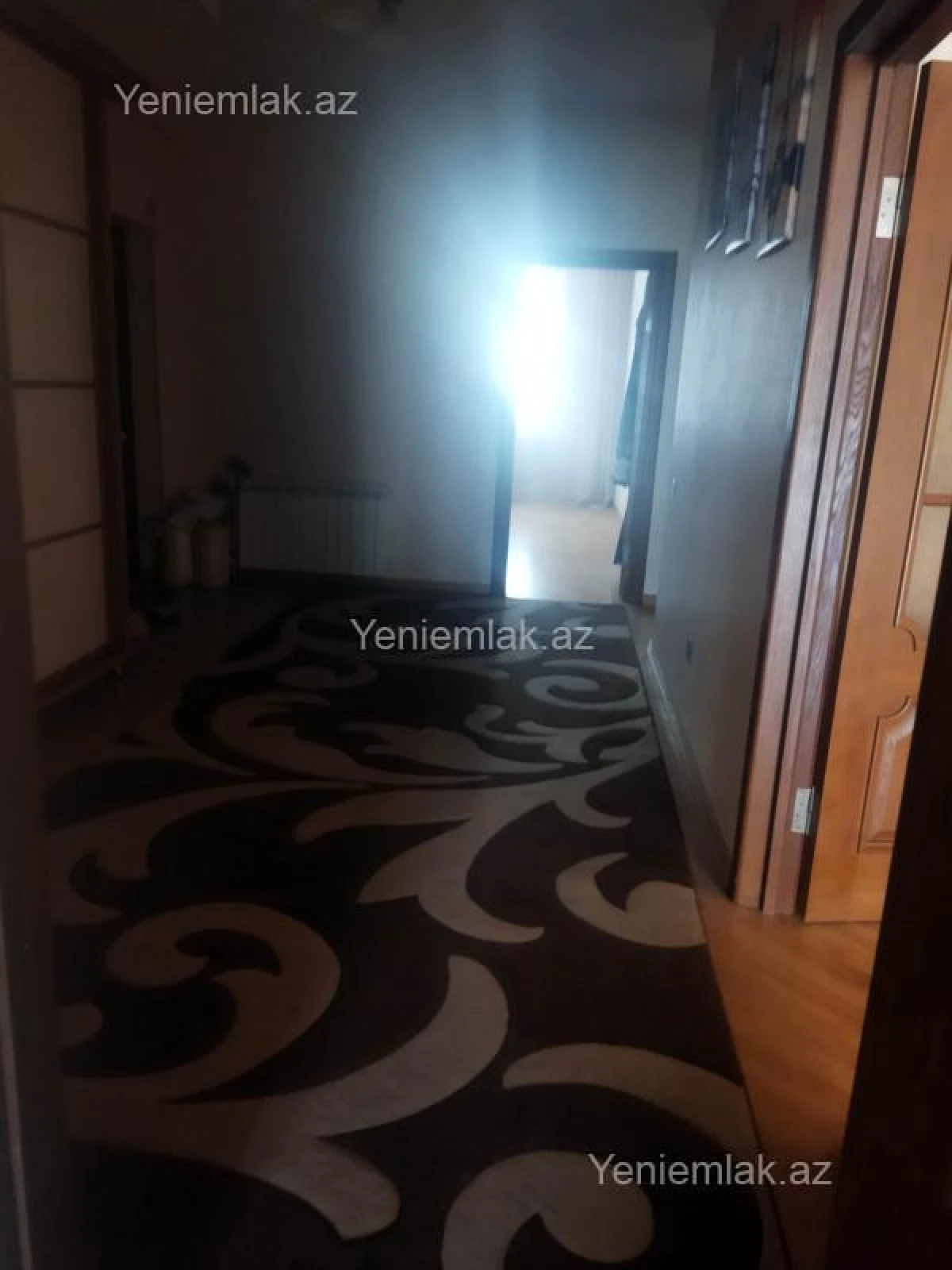 Satılır 3 otaqlı yeni tikili 130 m²