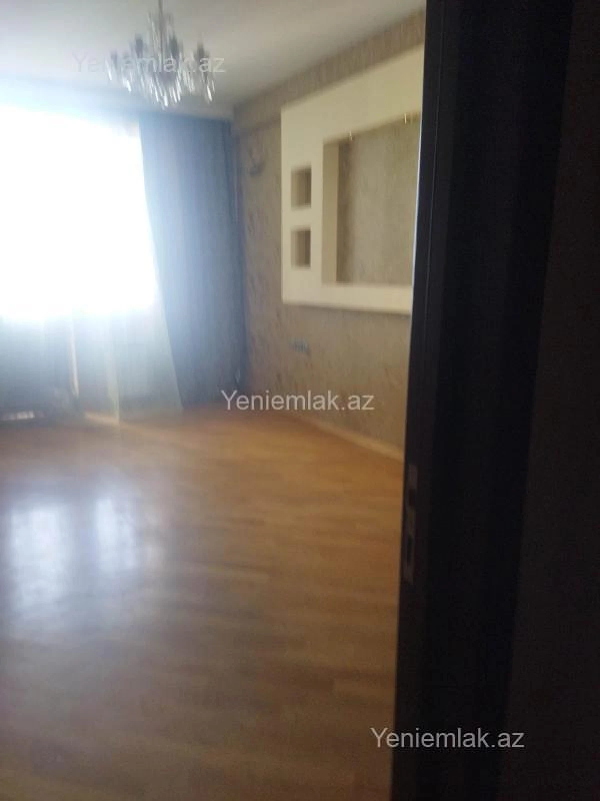 Satılır 3 otaqlı yeni tikili 130 m²