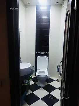 Satılır 3 otaqlı yeni tikili 130 m²
