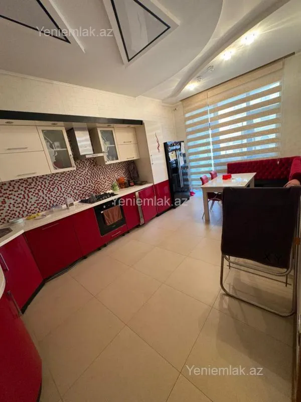 Satılır 4 otaqlı yeni tikili 170 m²