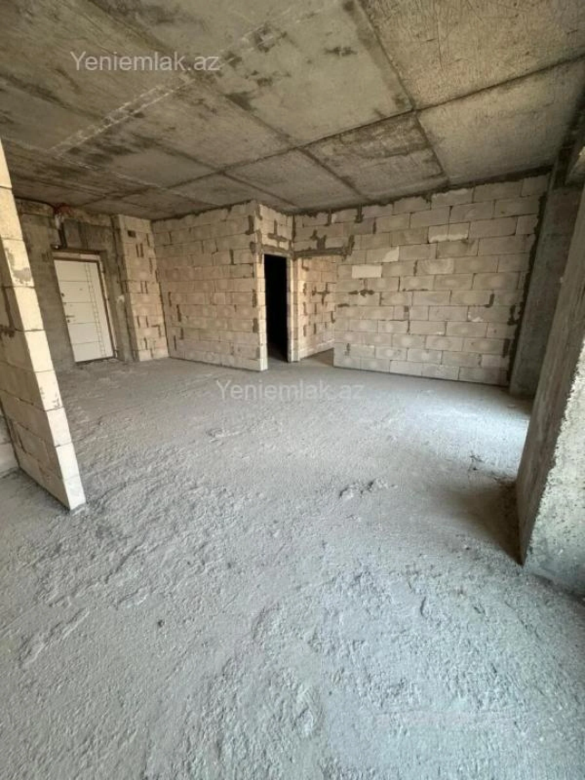 Satılır 2 otaqlı yeni tikili 98 m²