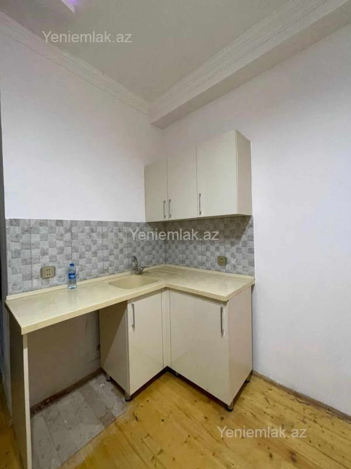 Satılır 1 otaqlı yeni tikili 16 m²