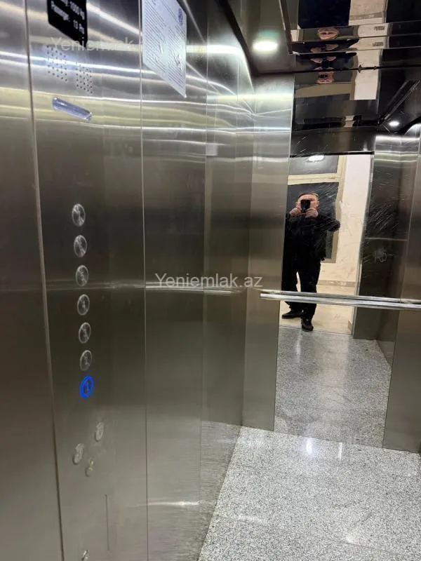 Satılır 3 otaqlı yeni tikili 73 m²