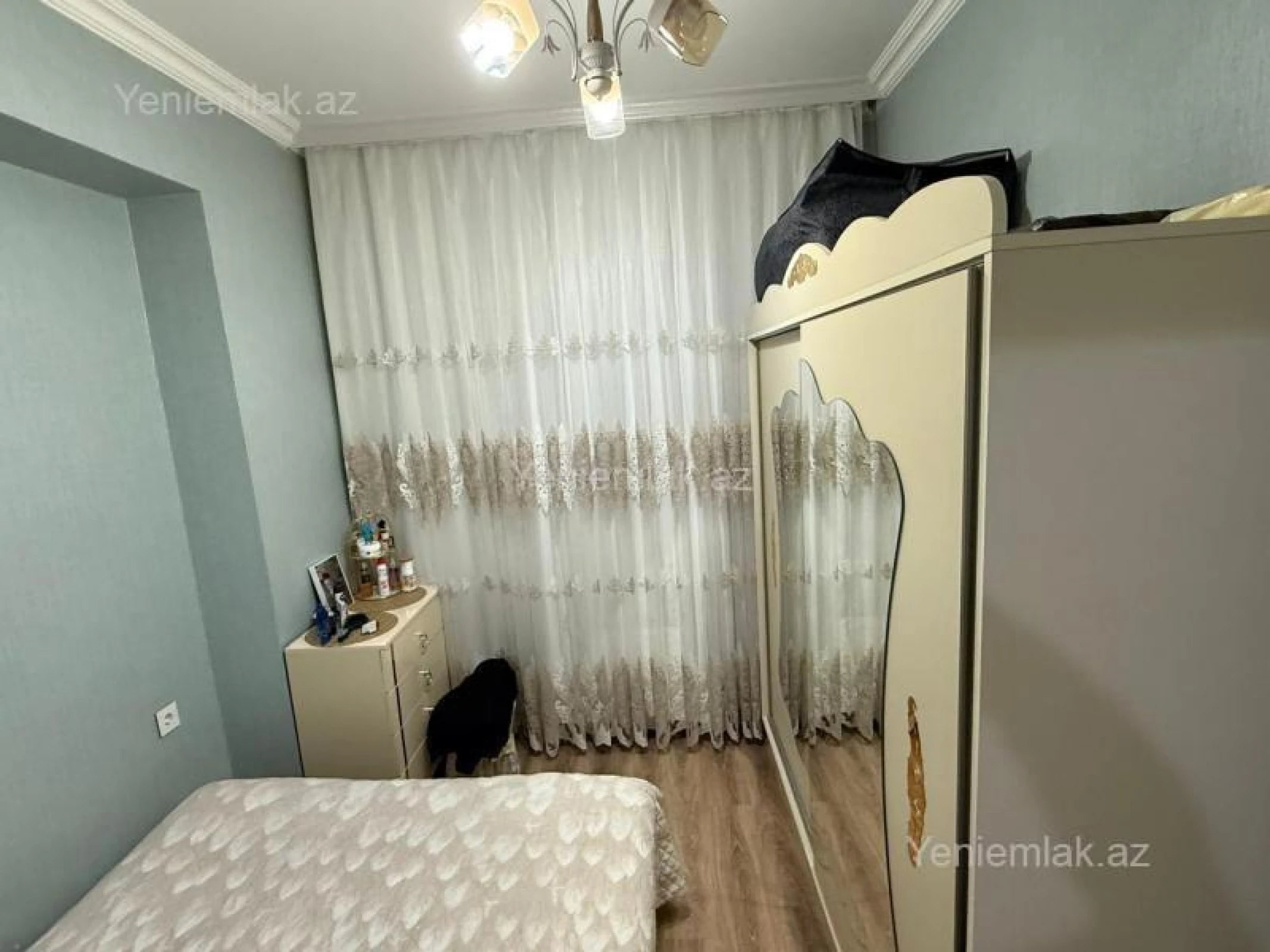 Satılır 3 otaqlı yeni tikili 73 m²