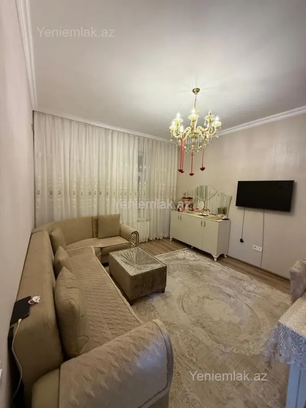 Satılır 3 otaqlı yeni tikili 73 m²