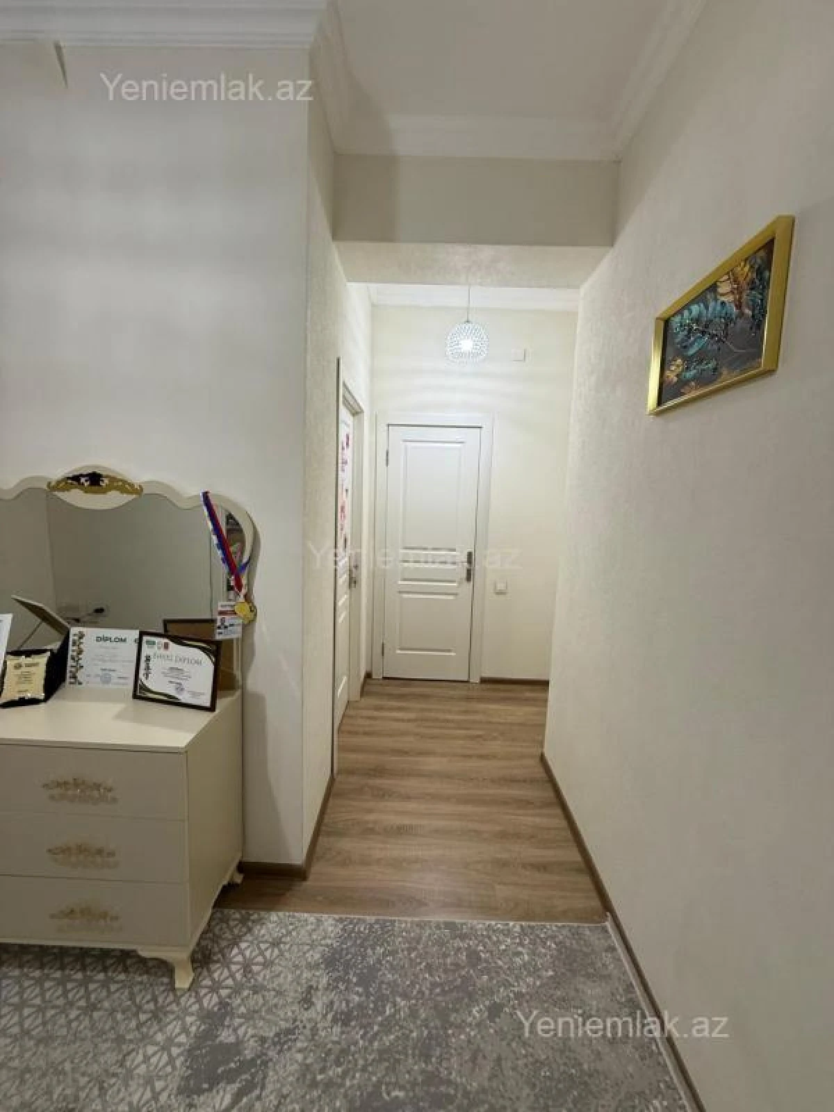Satılır 3 otaqlı yeni tikili 73 m²