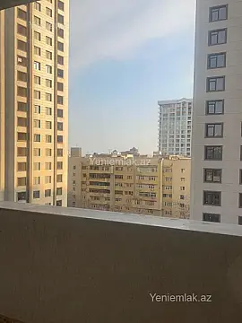 Satılır 3 otaqlı yeni tikili 77 m²