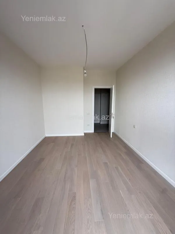 Satılır 3 otaqlı yeni tikili 71 m²