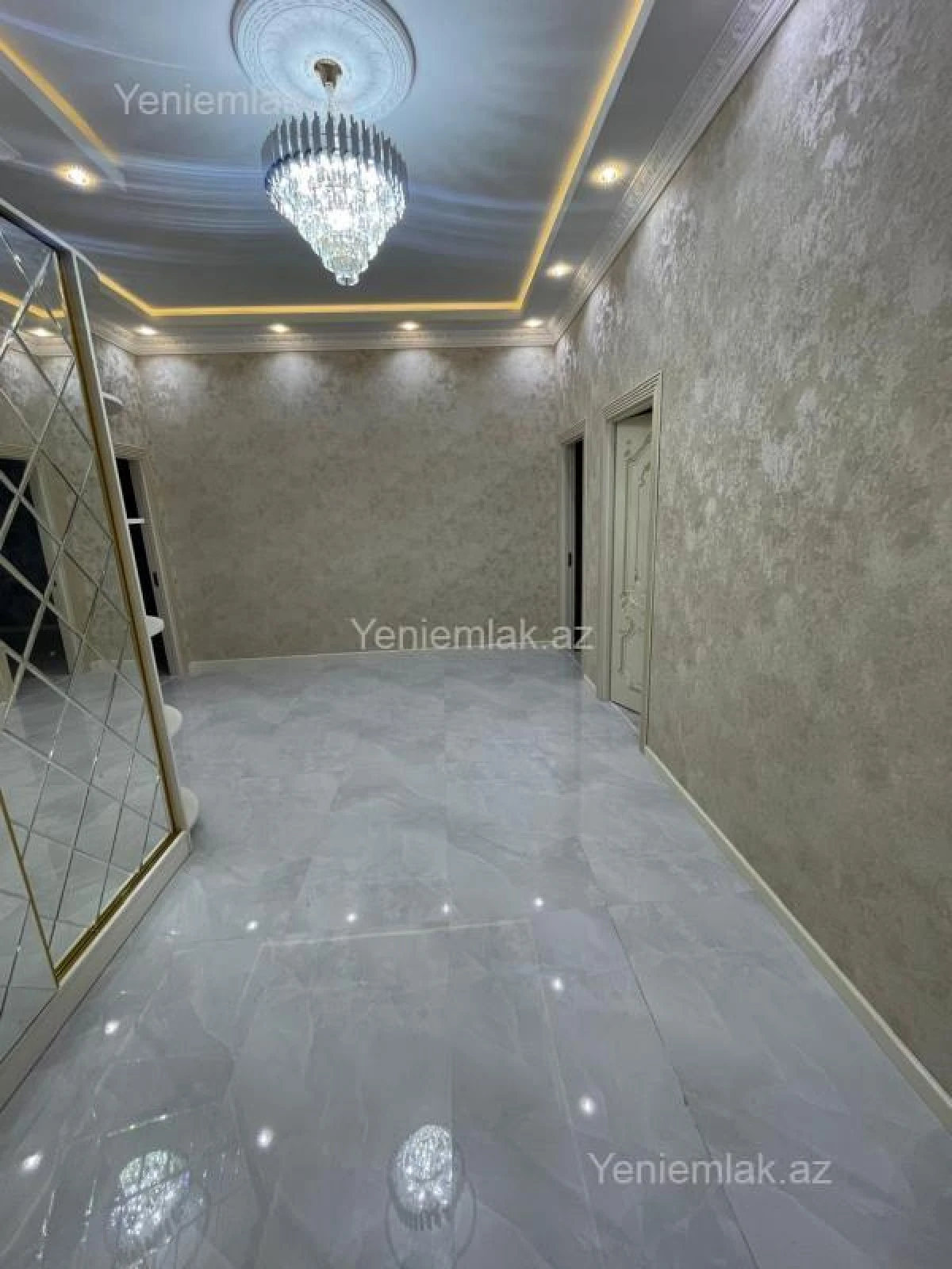 Satılır 3 otaqlı yeni tikili 122 m²