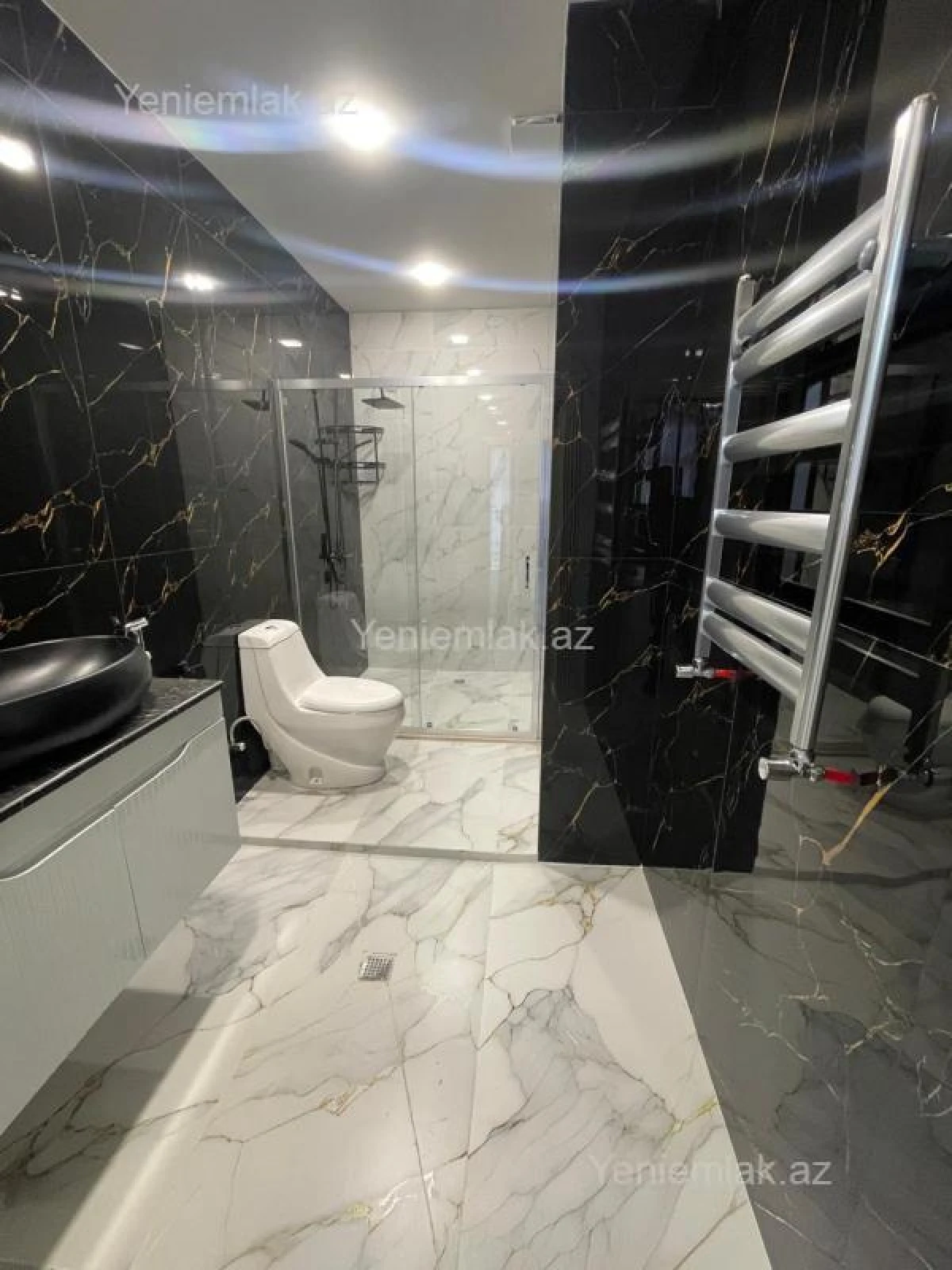 Satılır 3 otaqlı yeni tikili 122 m²