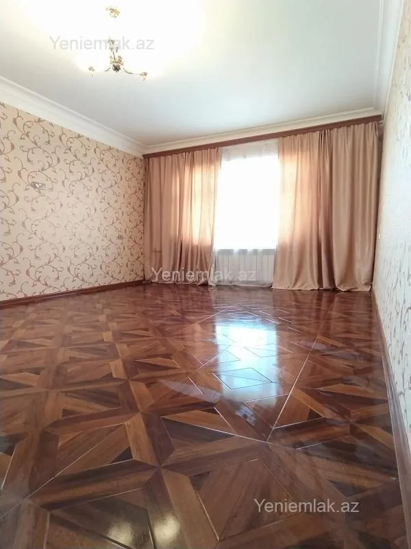 Satılır 2 otaqlı köhnə tikili 60 m²