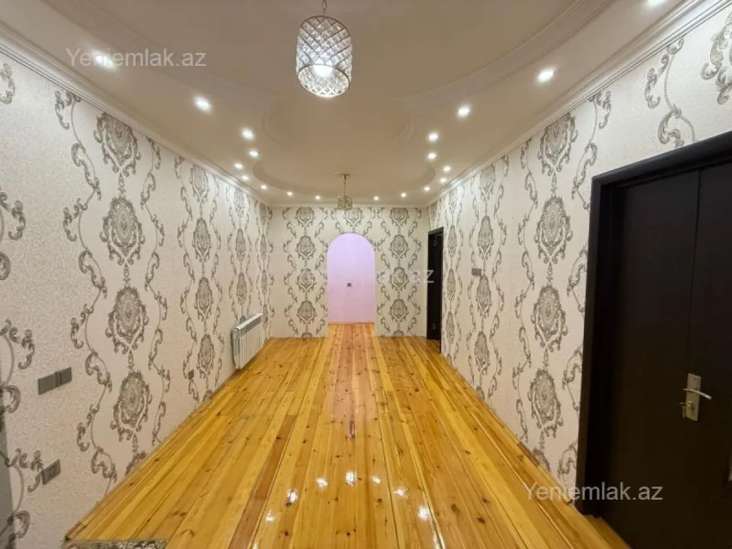 Satılır 3 otaqlı yeni tikili 110 m²