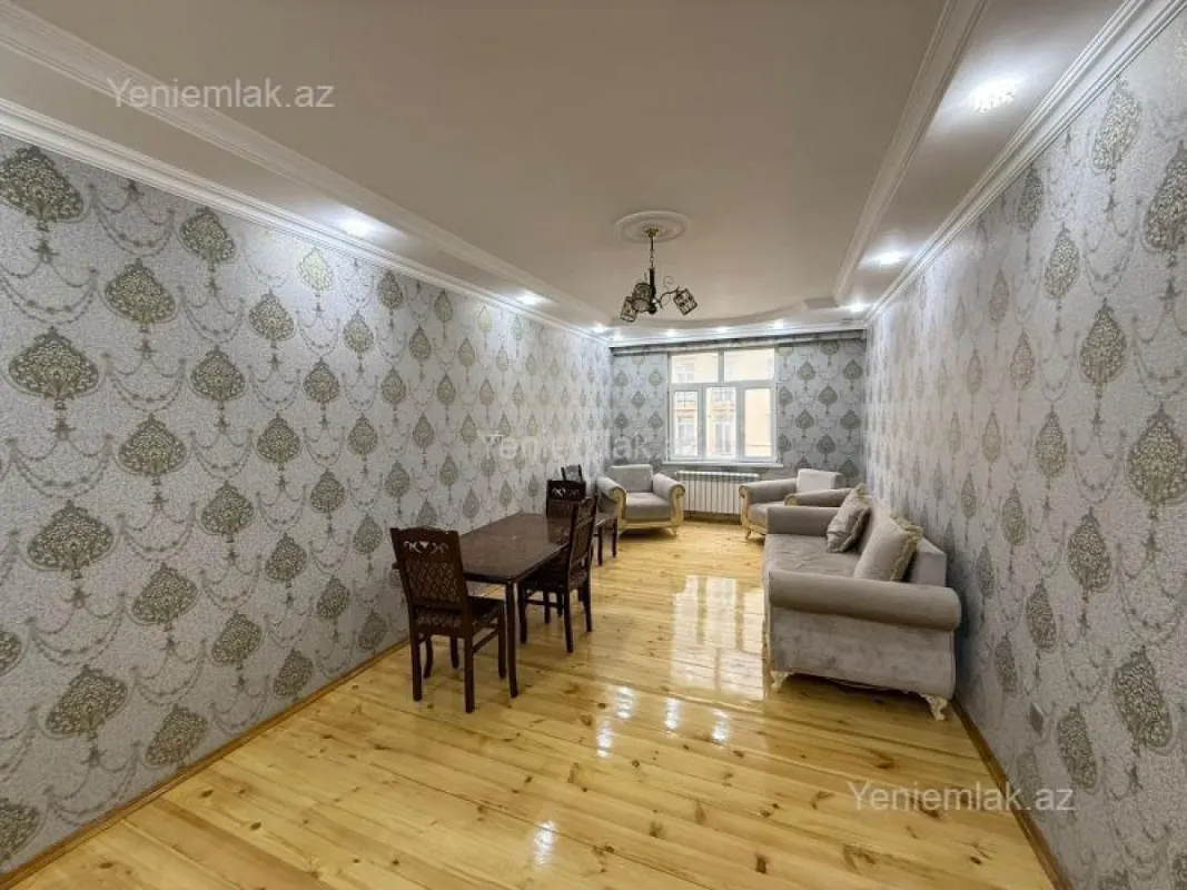 Satılır 3 otaqlı yeni tikili 110 m²