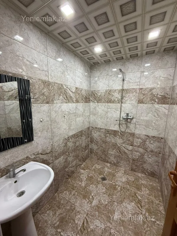 Satılır 3 otaqlı yeni tikili 110 m²