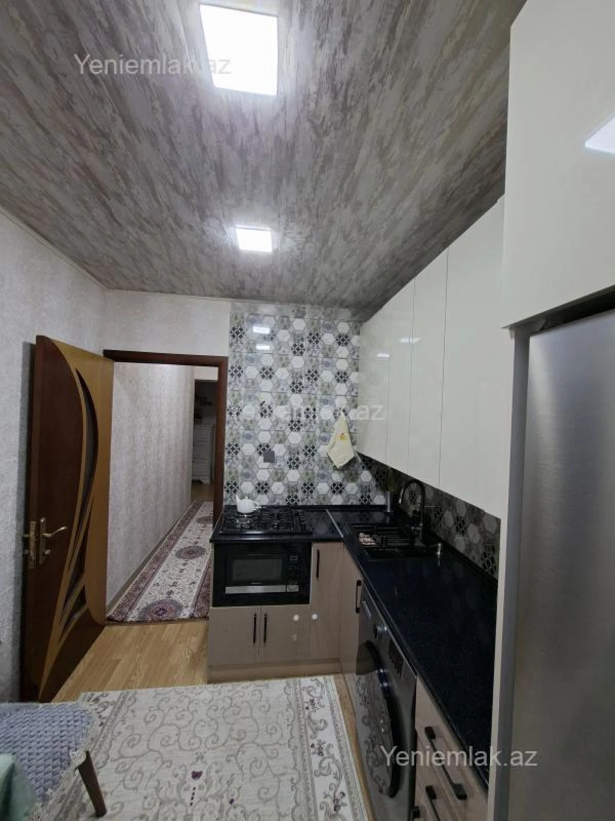 Satılır 2 otaqlı köhnə tikili 60 m²