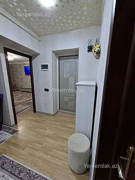 Satılır 2 otaqlı köhnə tikili 60 m²