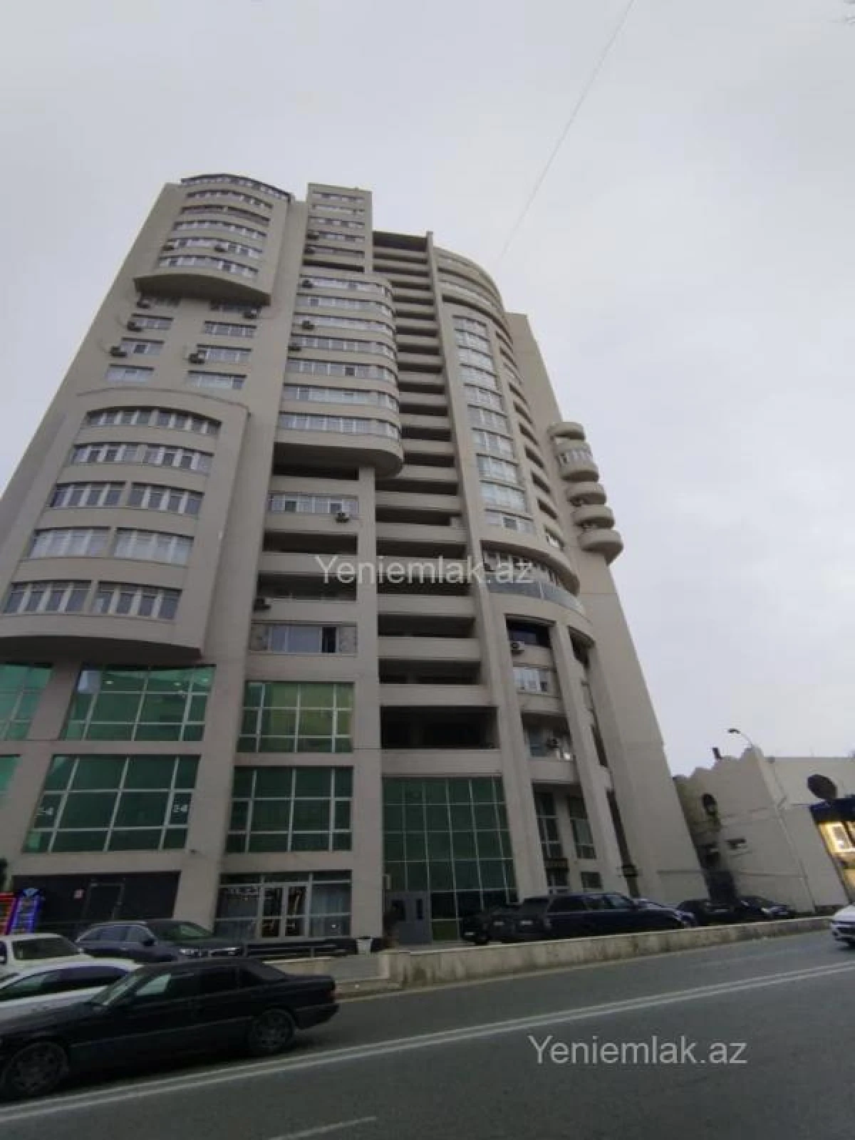 Satılır 4 otaqlı yeni tikili 207 m²