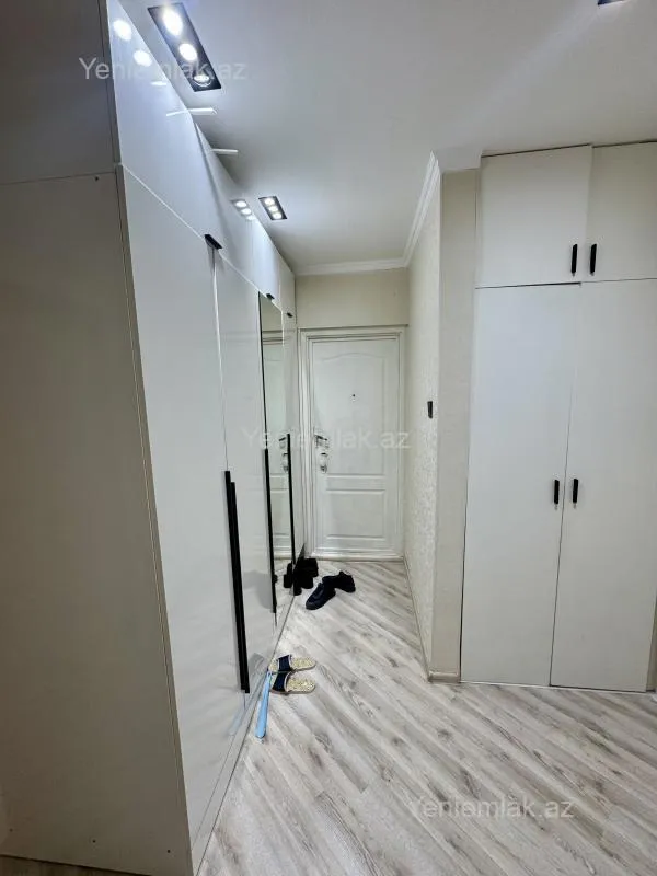 Satılır 3 otaqlı köhnə tikili 80 m²