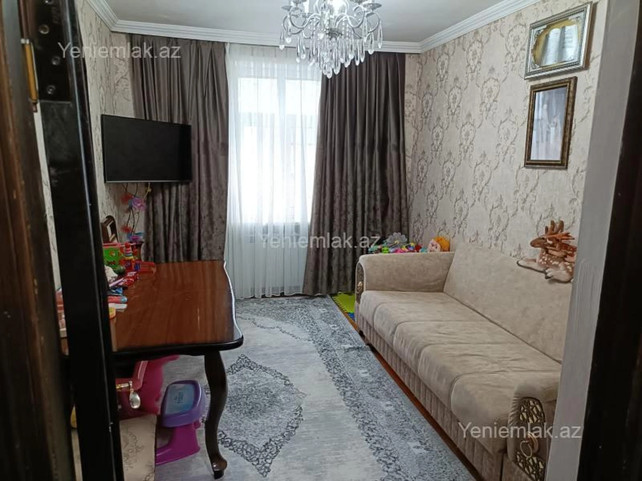 Satılır 2 otaqlı köhnə tikili 56 m²