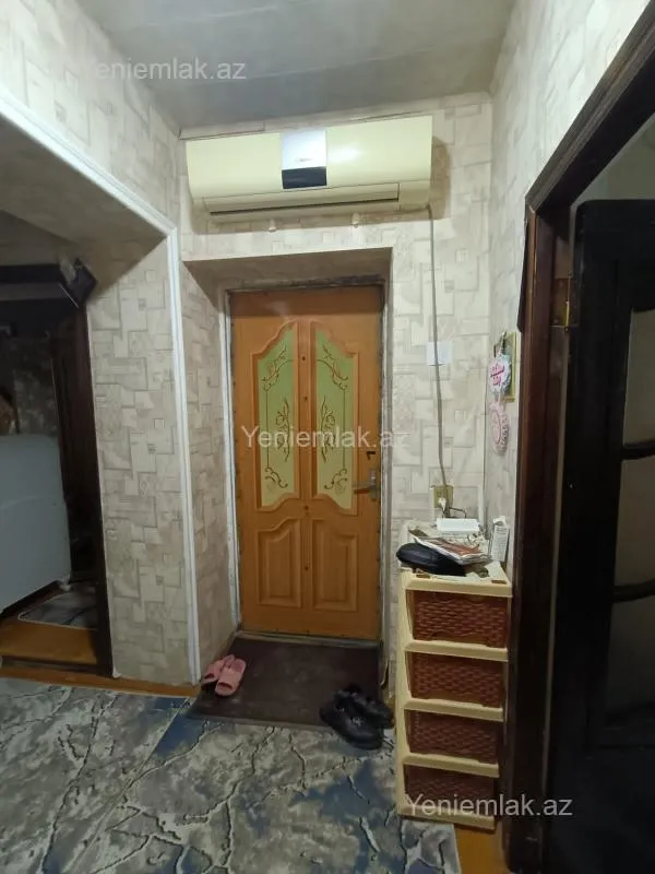 Satılır 2 otaqlı köhnə tikili 56 m²