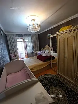 Satılır 2 otaqlı köhnə tikili 56 m²