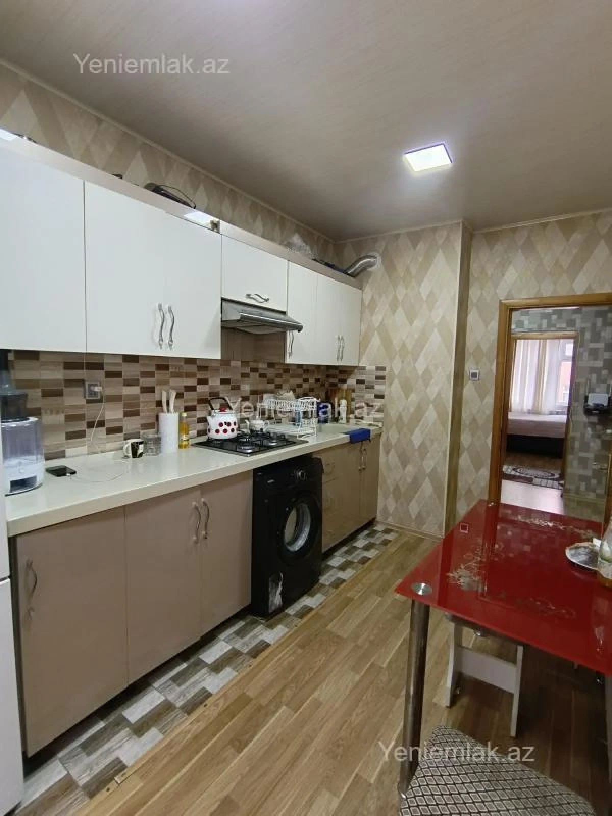 Satılır 3 otaqlı köhnə tikili 70 m²