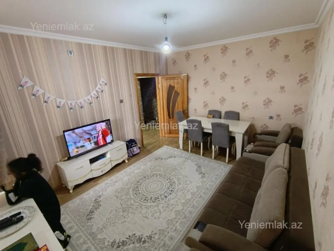 Satılır 3 otaqlı köhnə tikili 70 m²