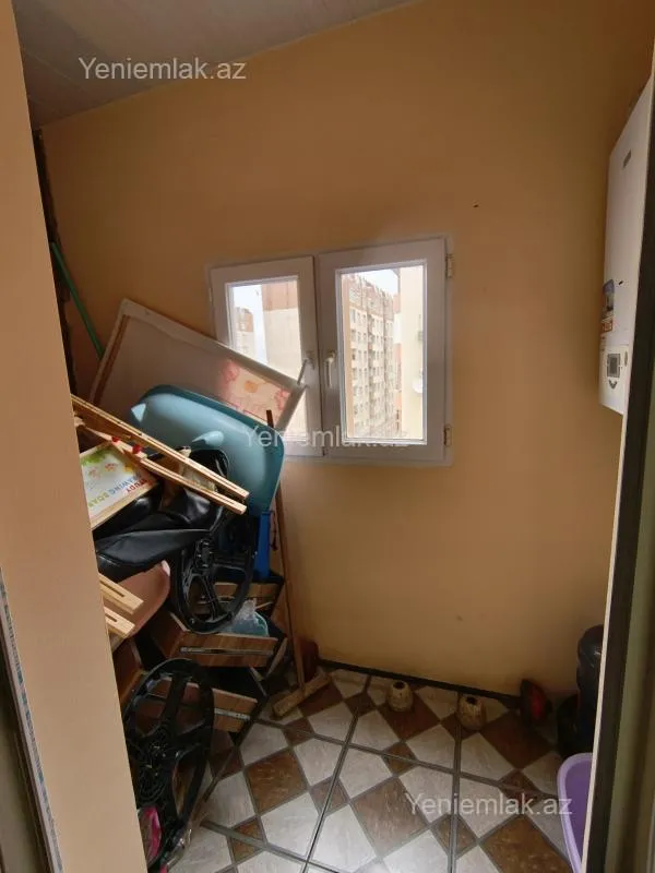 Satılır 3 otaqlı köhnə tikili 70 m²