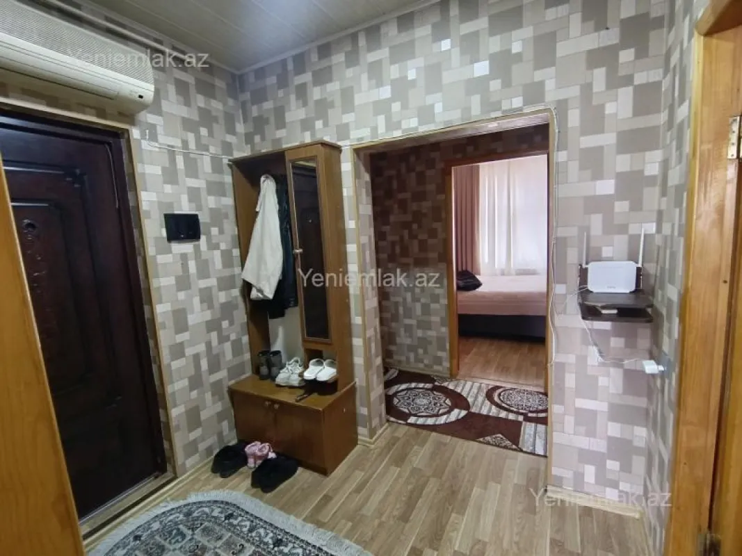 Satılır 3 otaqlı köhnə tikili 70 m²
