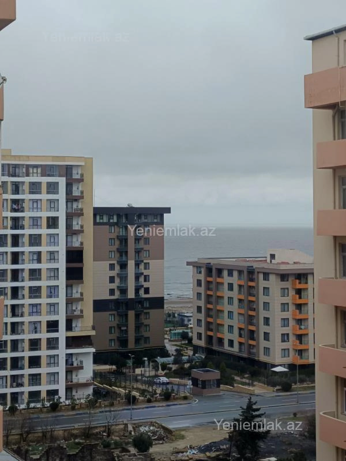 Satılır 3 otaqlı köhnə tikili 70 m²