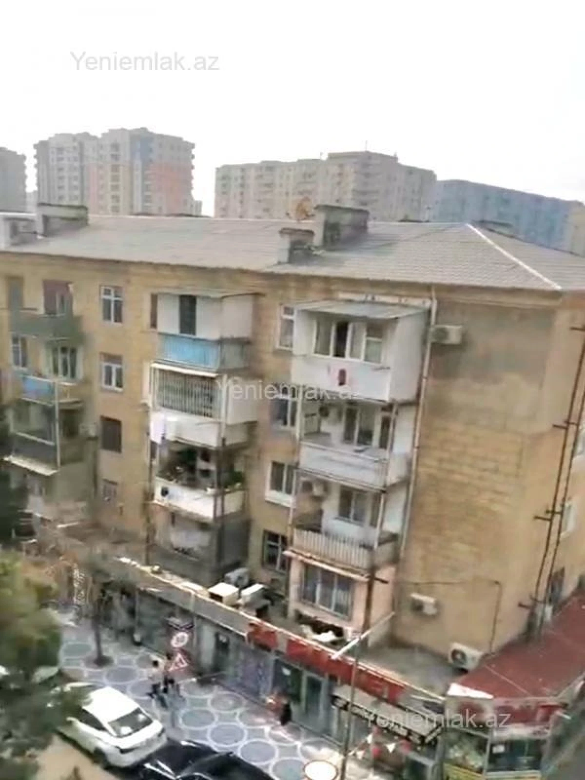 Satılır 3 otaqlı köhnə tikili 90 m²