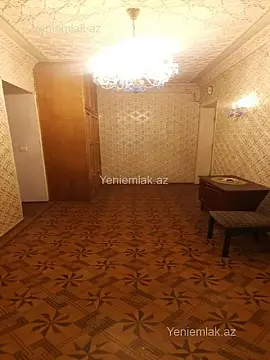 Satılır 3 otaqlı köhnə tikili 90 m²