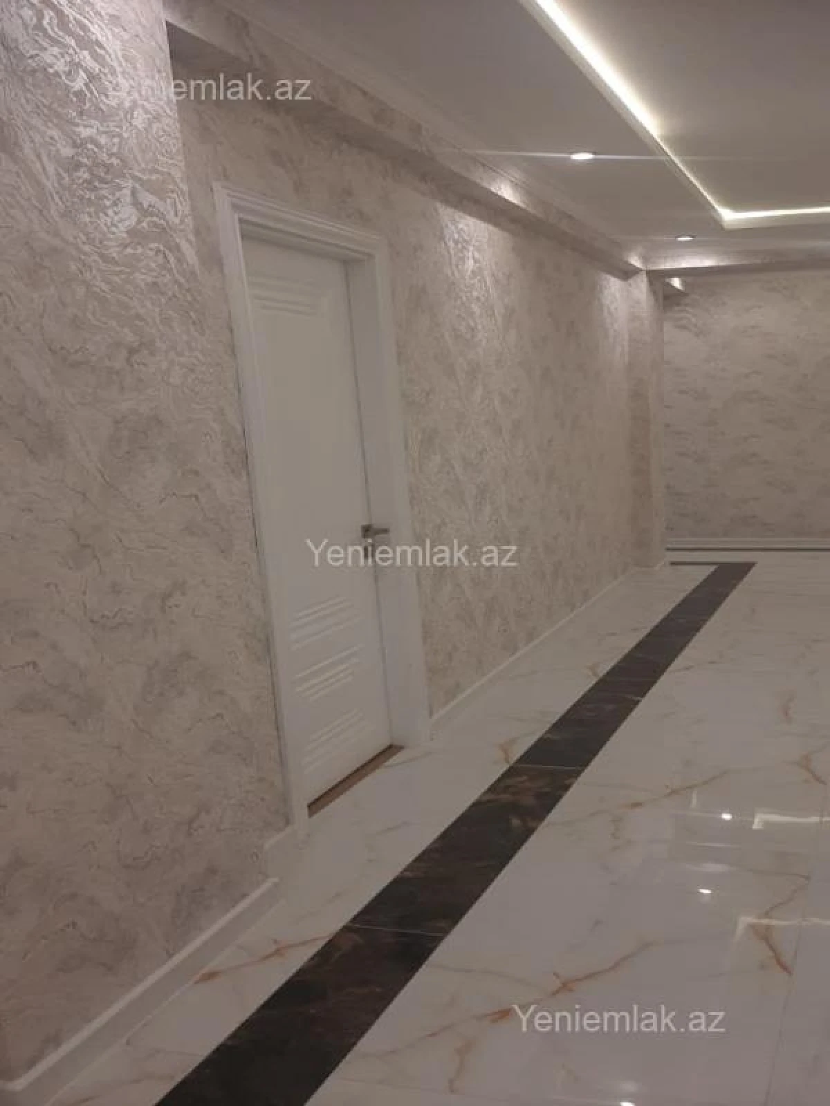 Satılır 3 otaqlı yeni tikili 170 m²