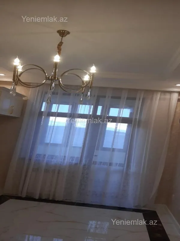 Satılır 3 otaqlı yeni tikili 170 m²