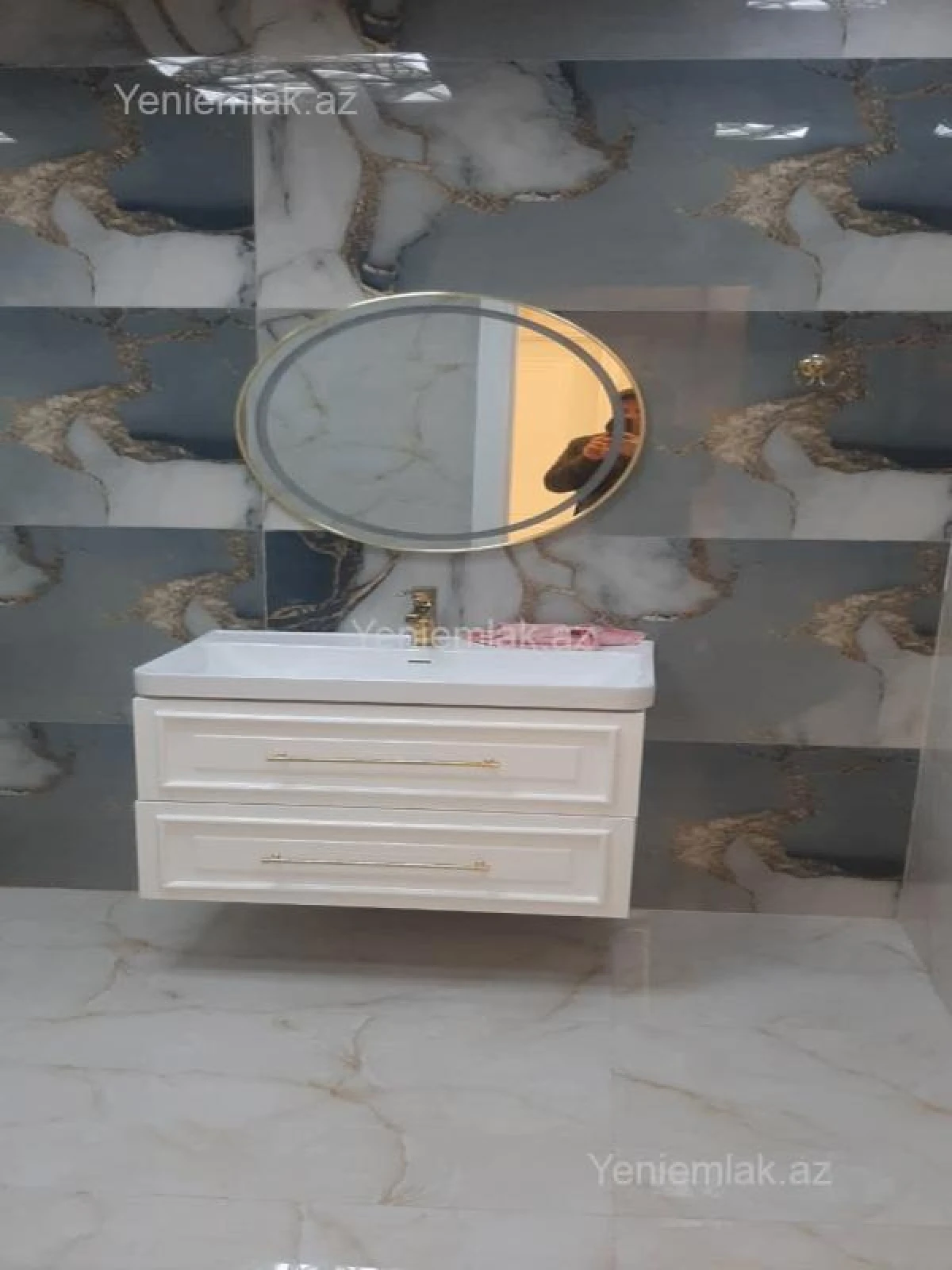 Satılır 3 otaqlı yeni tikili 170 m²