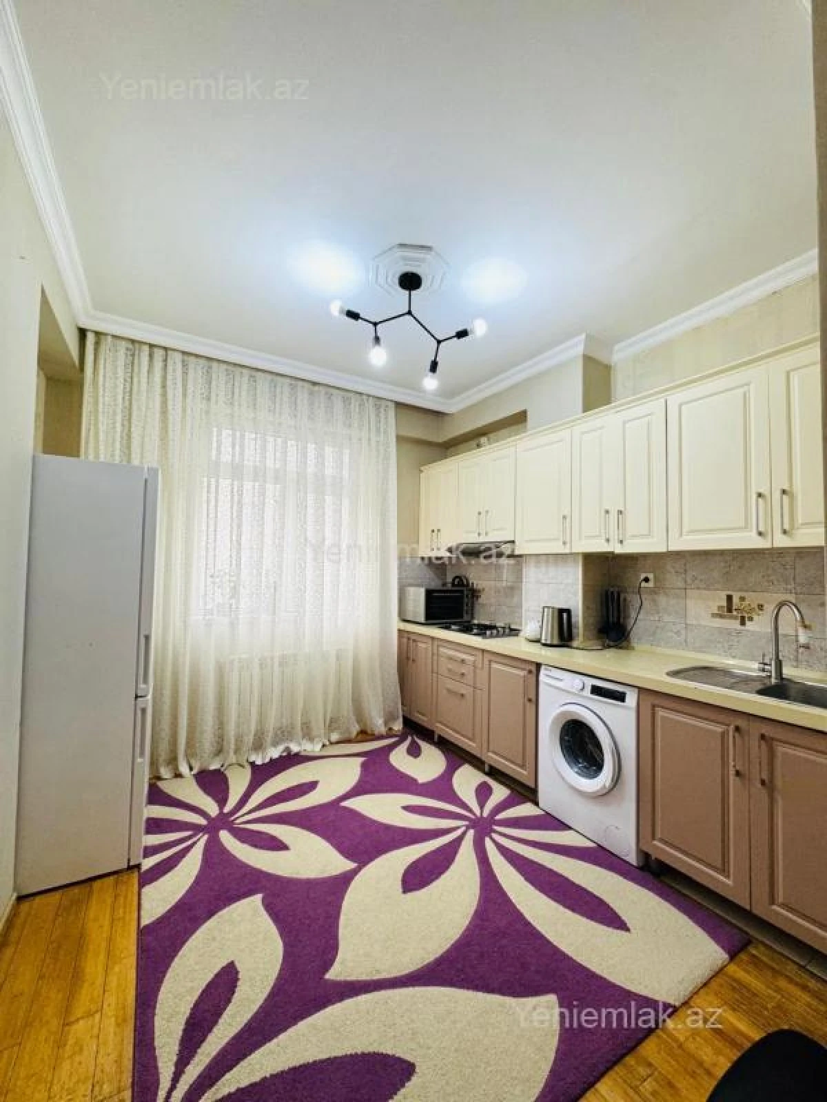 Satılır 2 otaqlı yeni tikili 76 m²