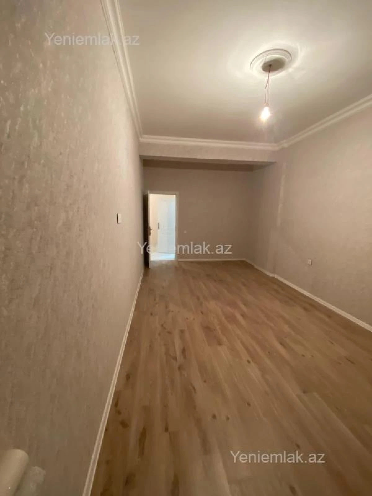 Satılır 2 otaqlı yeni tikili 74 m²
