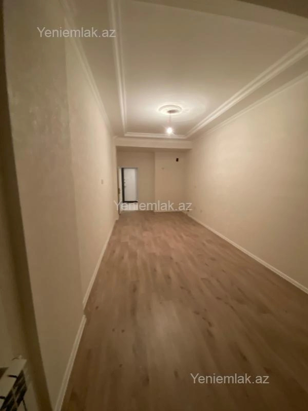 Satılır 2 otaqlı yeni tikili 74 m²